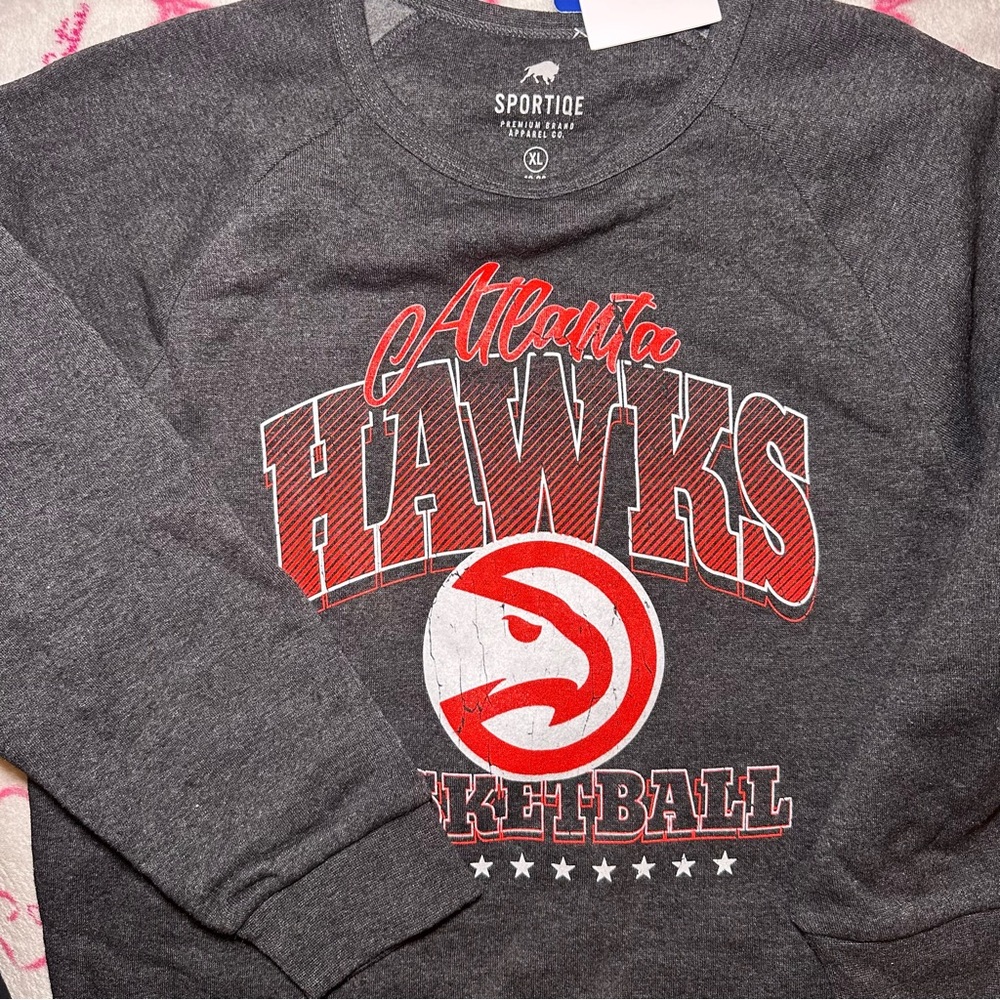 Atlanta Hawks Gray Sweatshirt
